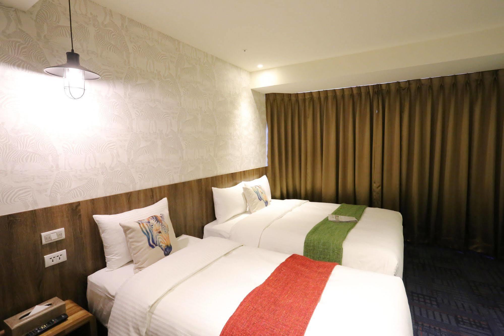 Ark Hotel - Changan Fuxing方舟商業股份有限公司 Taipei Exteriör bild